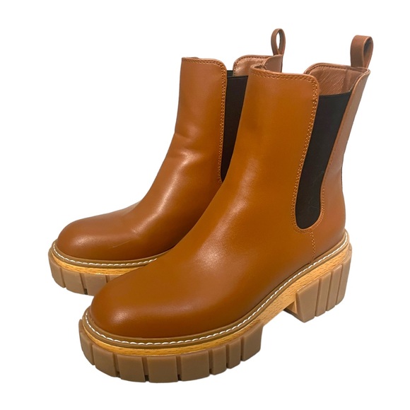 Madden Girl Pheobe Women's Platform Lug Sole Chelsea Boot LIKE NEW - Picture 5 of 16